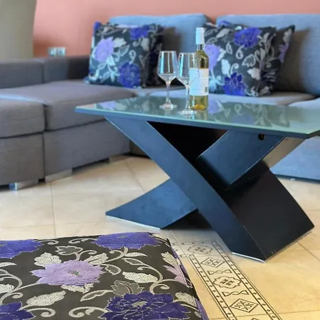 Ferienhaus Roe Sea View *